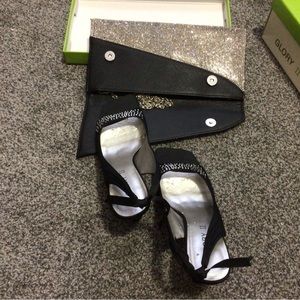 Elegant satin high heels with rhinestone. Two colors, black or gray.